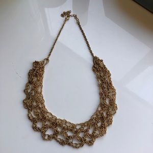 Gold interlaces statement necklace